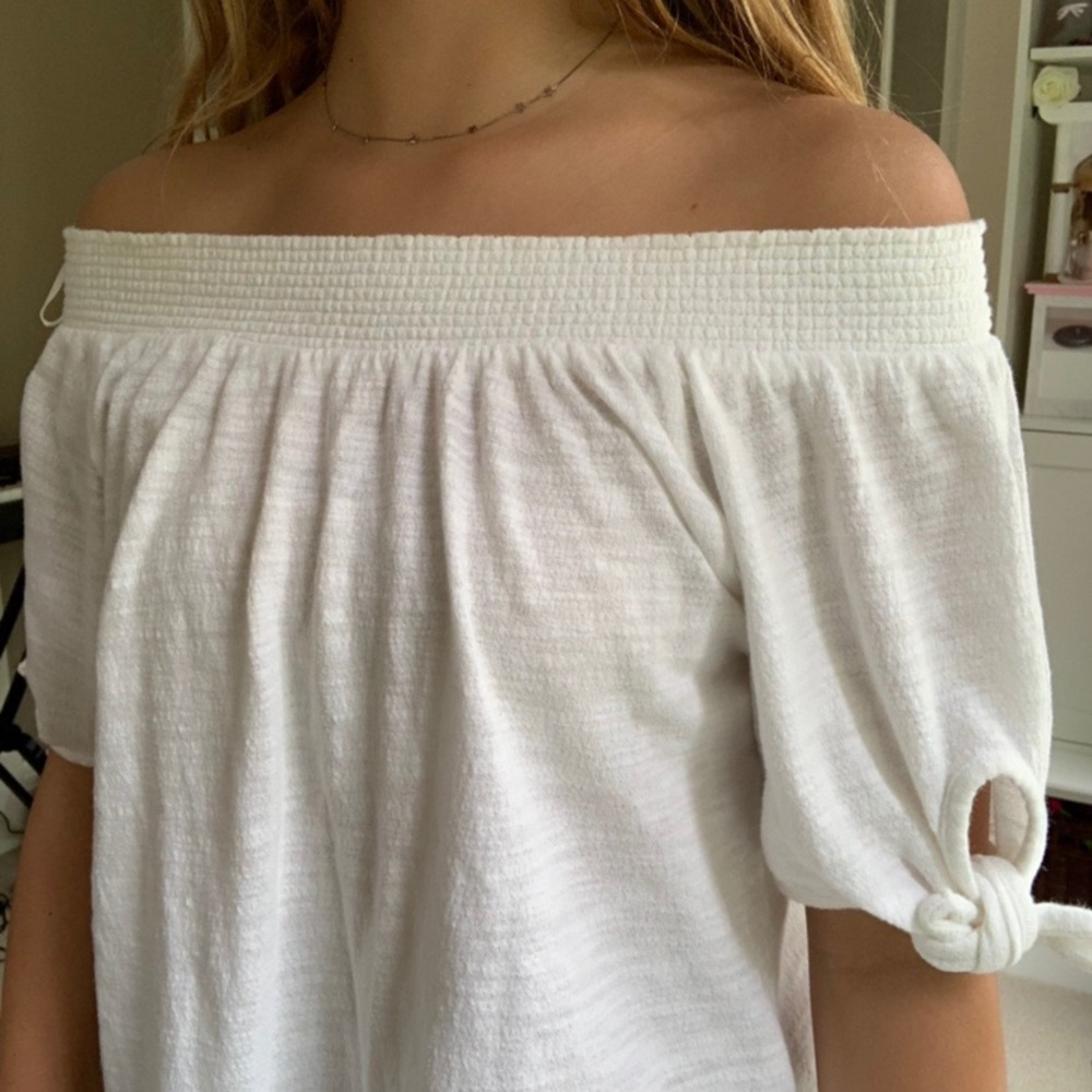 Gorgeous white off the shoulder blouse
